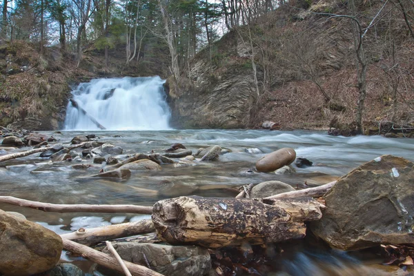 Waterfall in Carpathian mountains — Stock Photo, Image
