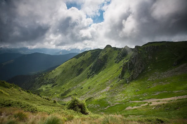 Carpathian mountain range — Stock Photo, Image