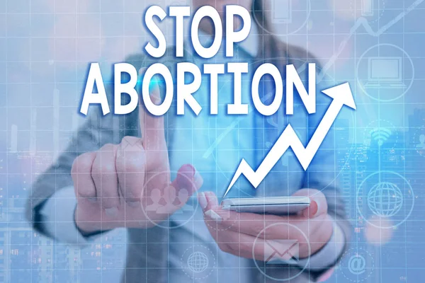 Escribiendo una nota que muestra Stop Abortion. Foto de negocios que muestra abogando contra la práctica del aborto Movimiento provida Símbolo de flecha que va hacia arriba mostrando logros significativos. — Foto de Stock