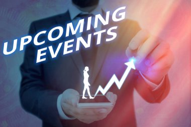 Yaklaşan Olayları gösteren bir not yazıyorum. Yaklaşmakta olan halk ya da sosyal etkinlikleri gösteren iş fotoğrafı Arrow sembolü önemli bir başarı gösteriyor.