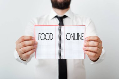 Metin yazarlığı, Food Online. İş konsepti, birinin s 'sini geliştirmek için harekete geçme uygulaması için farklı boş renk notlarını gösteren kendi sağlık modelidir..