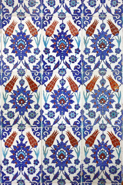 Vista macro de azulejos en la mezquita Rustem Pasa, Estambul — Foto de Stock