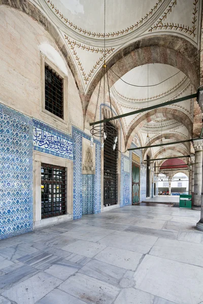 Mezquita Rustem Pasa, Estambul, Turquía — Foto de Stock