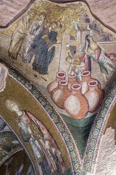 First Public miracle of Jesus on mosaic in Chora Museum, Istanbu — Stock Photo, Image