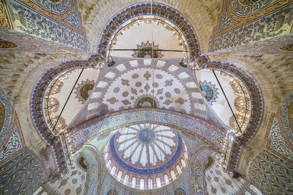 Dome of Blue Mosque in Istanbul — Stock Photo, Image