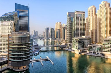 Gökdelenler Dubai Marina, Birleşik Arap Emirlikleri