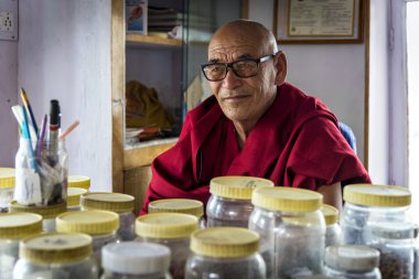 Thiksey Gompa Ladakh, Hindistan herbalist