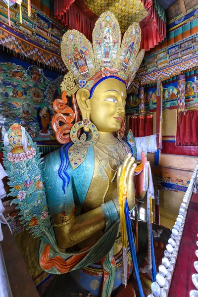Maitreya Ladakh, Hindistan Thikse manastırda tasvir eden heykel — Stok fotoğraf