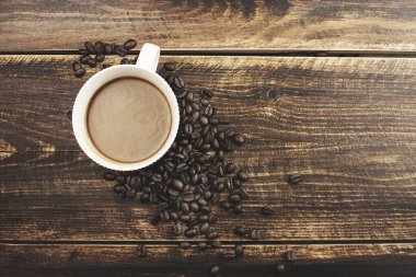 Kahveli, ahşap sırtta fasulye..