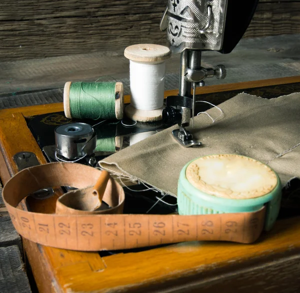 縫製。ミシンとツール. — ストック写真