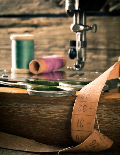 縫製。ミシンとツール. — ストック写真