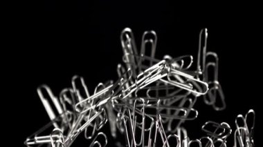 Ataçlar uçar ve düşer. 1000 fps 'de yüksek hızlı bir kamerayla çekildi. Yüksek kaliteli FullHD görüntüler