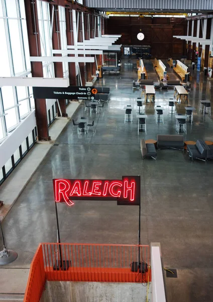 Raleigh Usa 2020 Interior Union Station Train Depot Raleigh Neon — Stock Photo, Image