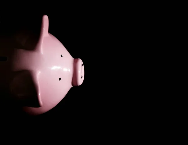 Roze Piggy Bank Bovenaanzicht Geïsoleerd Zwarte Achtergrond — Stockfoto