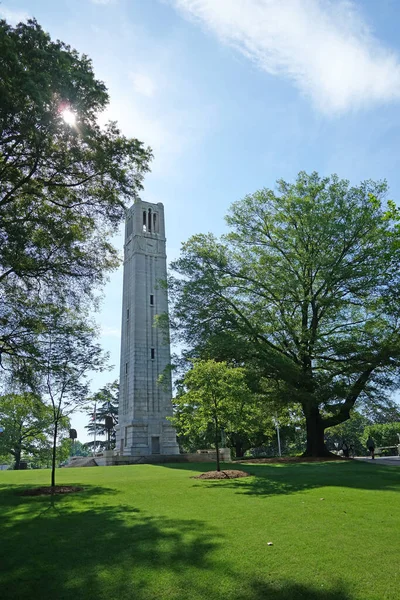 Torre Sineira Campus Universidade Estadual Carolina Norte Raleigh — Fotografia de Stock