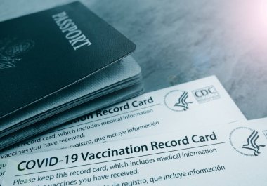 ABD HKM tarafından Coronavirus 'a karşı bölünmez bir aşı yapıldığını belirten COVID-19 Aşı Kayıtlı ABD pasaportu                                 