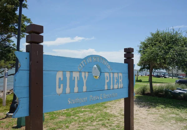 Southport North Carolina City Pier Signo Parque Público Frente Mar —  Fotos de Stock