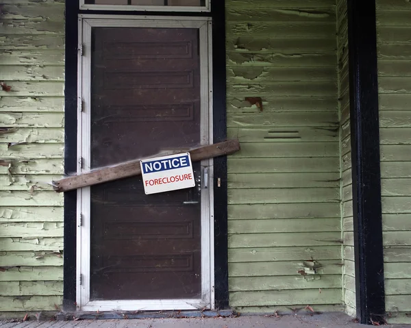 Foreclosed house — Stock Photo, Image