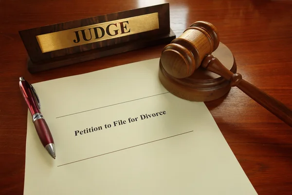 Divorce filing — Stock Photo, Image