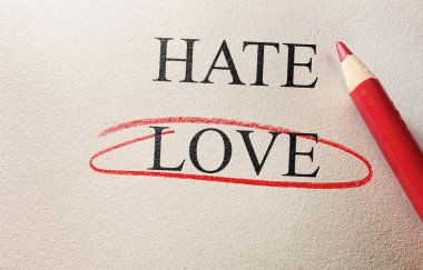 Aşk kırmızı daire