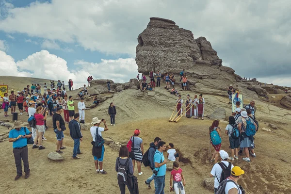 Artistic performance near the Sphinx — Stock Photo, Image