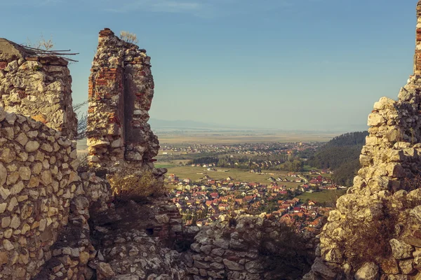 Zříceniny tvrze Rasnov — Stock fotografie