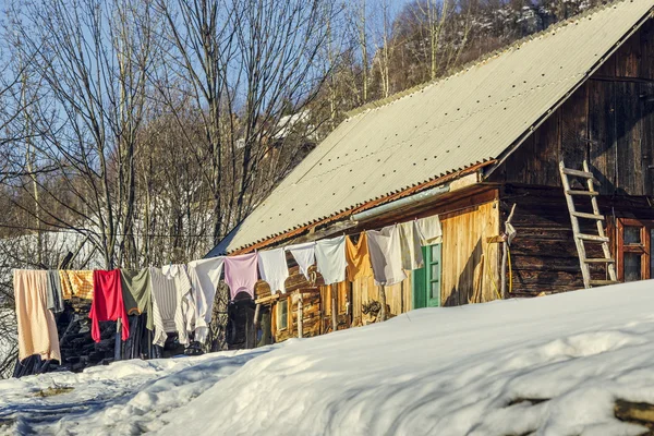 Çamaşırhane clothesline üzerinde