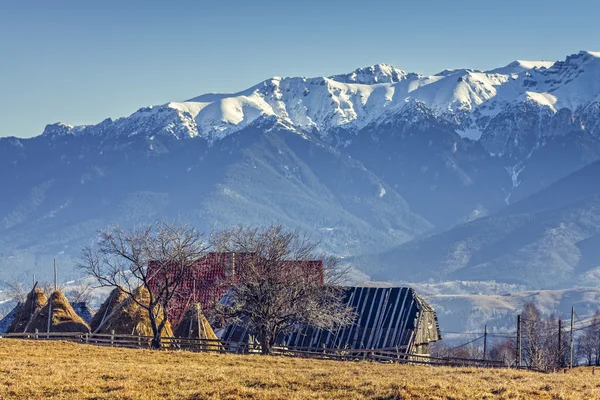 Alpesi vidéki táj — Stock Fotó