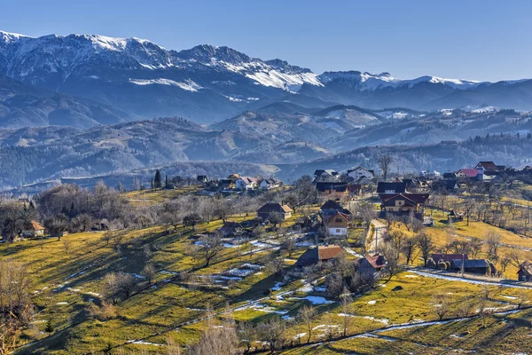 Kırsal dağ manzarası — Stok fotoğraf