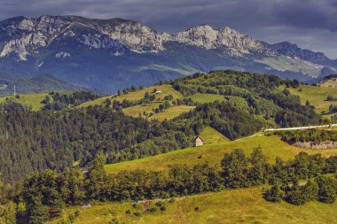 Kırsal dağ manzarası