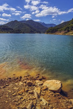 Siriu Gölü, Romanya