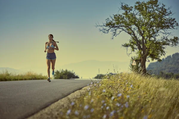 Running woman — Stock Photo, Image