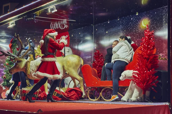 Christmas snapshot in Coca-Cola truck — Stock Photo, Image