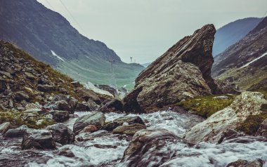 Dağ dere rapids, Transfagarasan, Romania