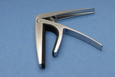 metal gitar capo