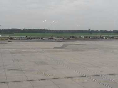 Havaalanı Pist yararlı perspektif seyahat veya sinek kavram olarak