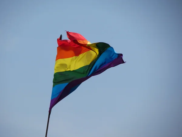 Schwul Lesbisch Bisexuell Transgender Pride Flag Die Der Luft Schwebt — Stockfoto