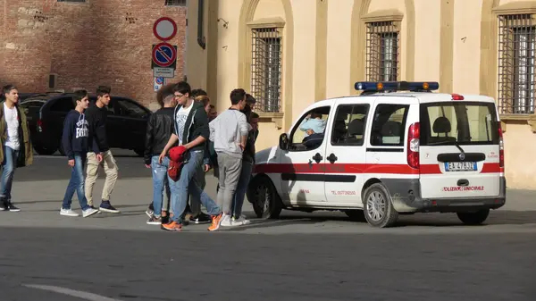 Siena Italy Circa April 2016 Polizia Muncipale Town Police Seizing — Stock Photo, Image