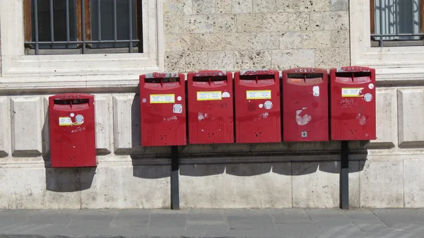 Siena Olaszország Április 2016 Sor Levél Doboz Postaládák Levelezés — Stock Fotó