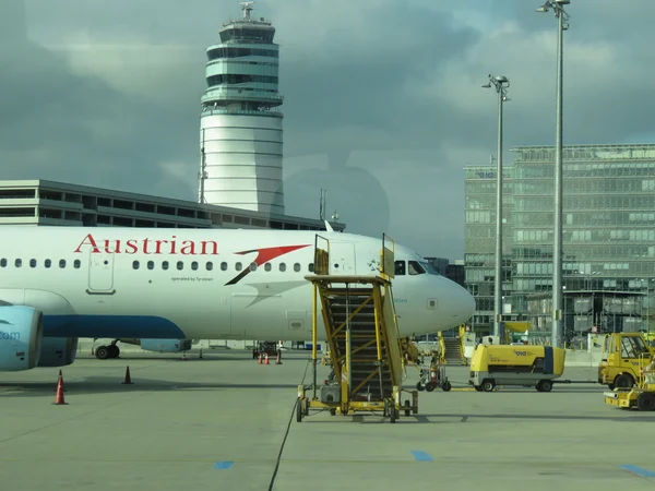 Avions Austrian Airlines — Photo