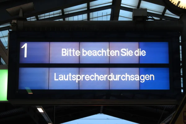 etymology auskiesen auserkiesen vs auserkoren German Language