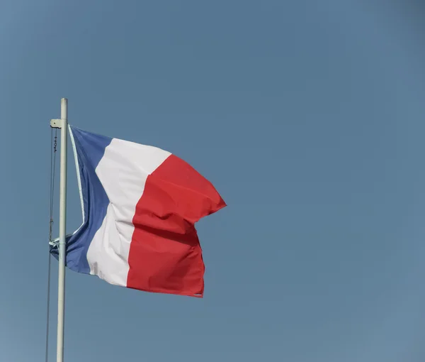 Flagge Frankreichs schwebend — Stockfoto