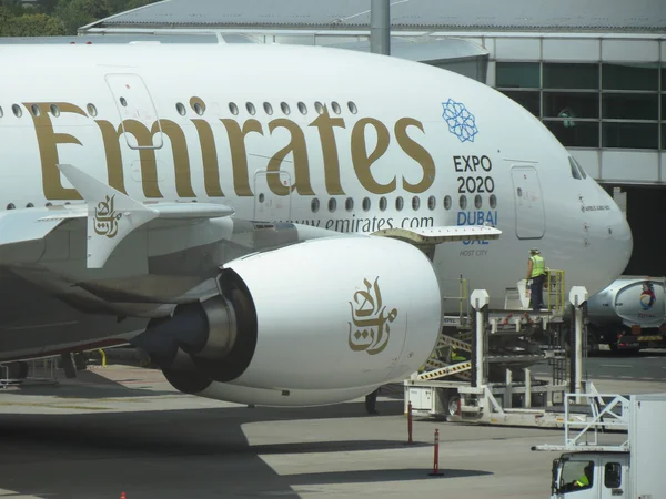 Az Emirates légitársaság Airbus A380 — Stock Fotó