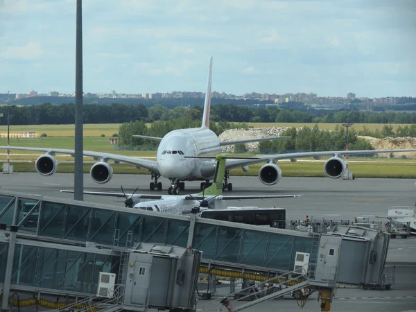 Prag Tjeckien Circa Juli 2016 Världens Största Passagerarflygplan Airbus A380 — Stockfoto