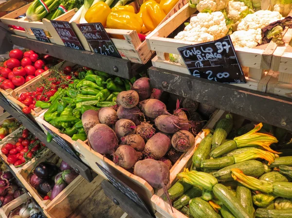 Siena Italia Circa Julio 2016 Frutas Hortalizas Expuestas Una Pequeña — Foto de Stock