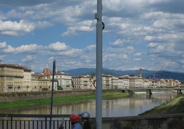 Case Waterfron a Firenze — Foto Stock