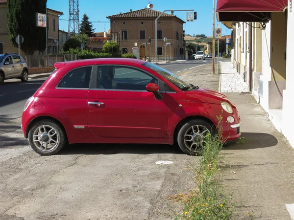 Siena Itália Circa Julho 2016 Vermelho Fiat New 500 Carro — Fotografia de Stock