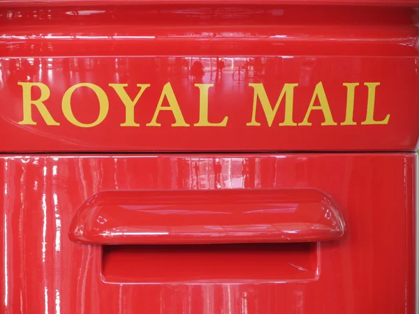 Roayl mail boîte aux lettres rouge — Photo