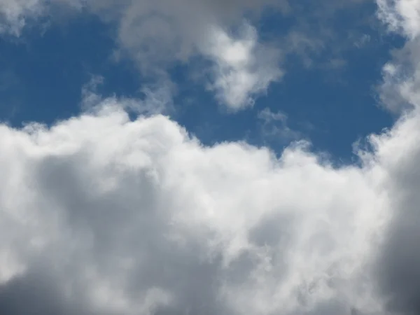 Błękitne Niebo Białymi Chmurami Przydatne Jako Tło — Zdjęcie stockowe