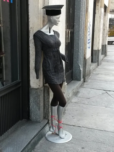 Turín Italia Circa Julio 2014 Maniquí Femenino Con Sombrero Graduación — Foto de Stock